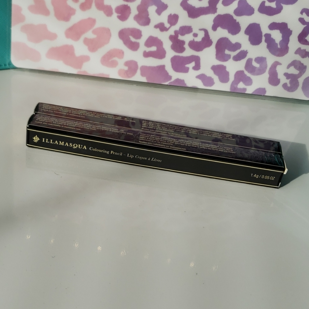 TWO ❤💝Illamasqua Lip Contouring Pencils